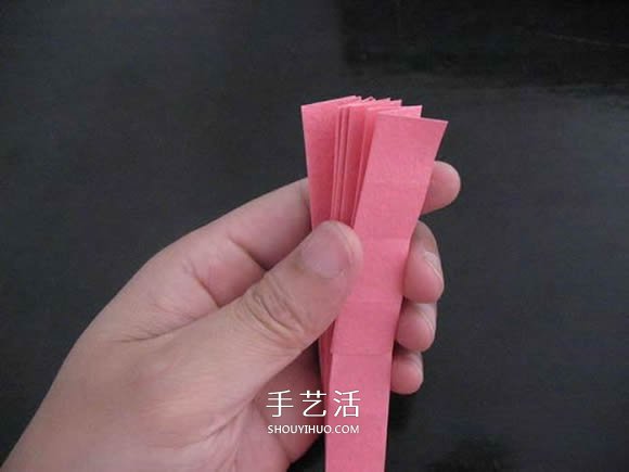 赠送初恋的小礼物!折纸蔷薇戒指的折法图解