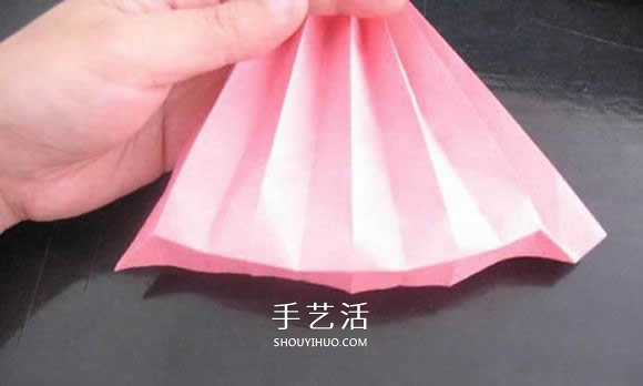 赠送初恋的小礼物!折纸蔷薇戒指的折法图解