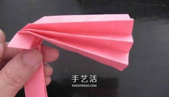 赠送初恋的小礼物!折纸蔷薇戒指的折法图解