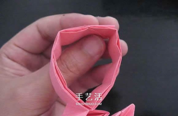 赠送初恋的小礼物!折纸蔷薇戒指的折法图解