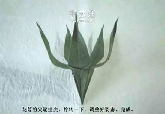 折纸花朵不可少!简单花萼的折纸方法图解