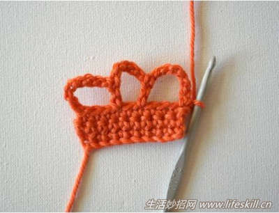 钩针手工编织——王冠胸针