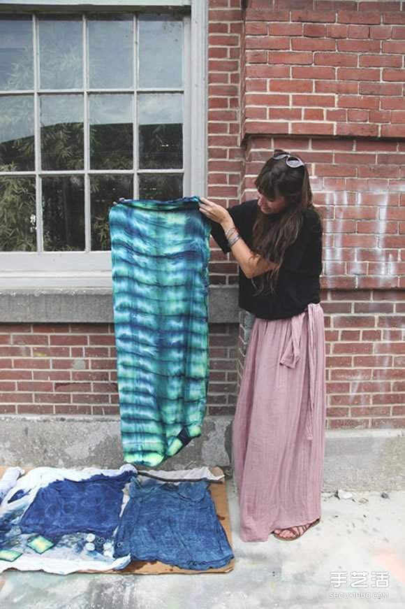 衣服靛蓝染色方法步骤 靛蓝染色衣物DIY图解 