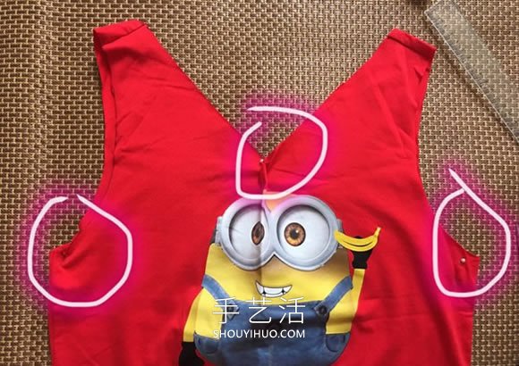 旧T恤改造带流苏性感背心的做法教程