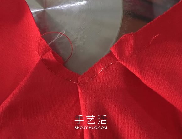 旧T恤改造带流苏性感背心的做法教程