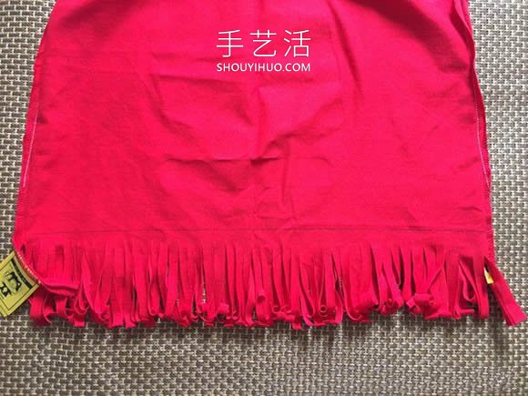 旧T恤改造带流苏性感背心的做法教程