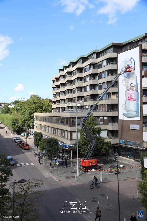 摇摇欲坠的茶杯，寓意生活的创意3D壁画