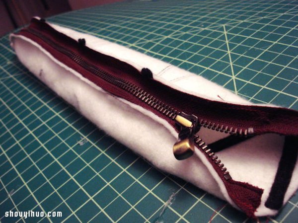 用拉链改造旧衣服 DIY超抢眼猫咪T恤教程