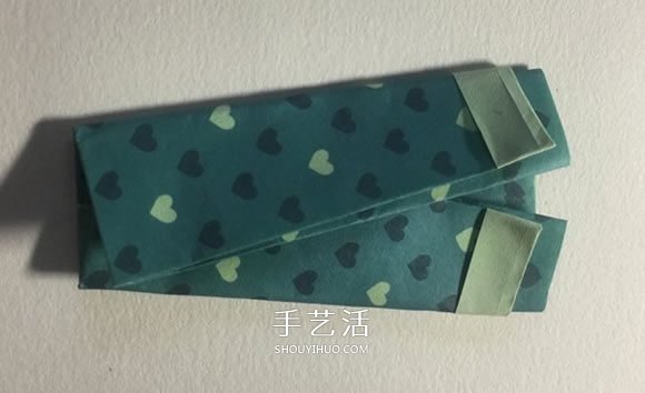 手工折纸西服的折法图解教程 简单又漂亮!