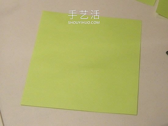 简单折纸立体圣诞树的折法详细步骤图