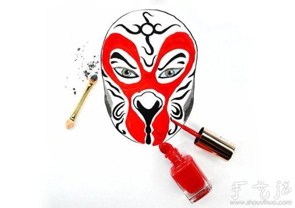 用化妆品创作的绘画作品