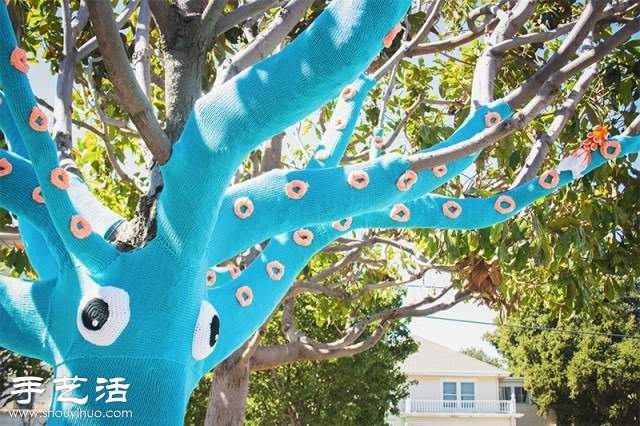 给大树DIY章鱼毛衣 让城市变得亲切美好