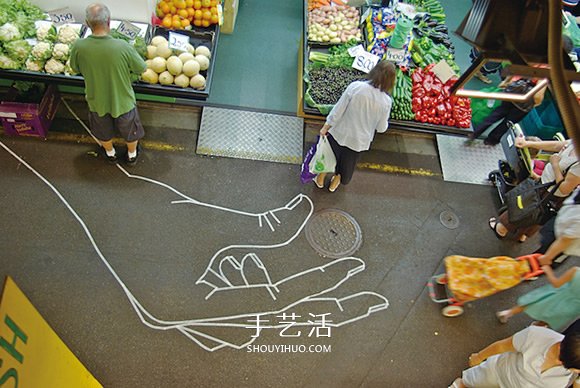 胶带就是我的画笔!用胶带粘贴而成的街头涂鸦