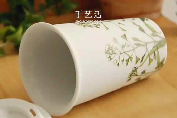 她们把家里的杯碟画成画 将每一天都过成诗！