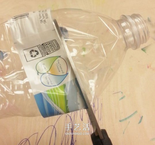 自制跳舞机器人的方法 一个凸轮就搞定!