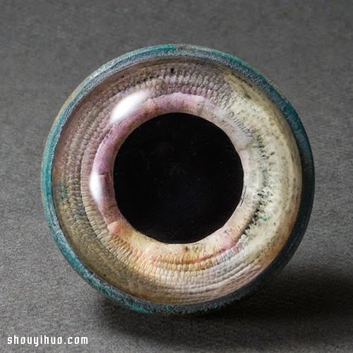 超写实绘画:充满迷幻魅力的立体大眼睛