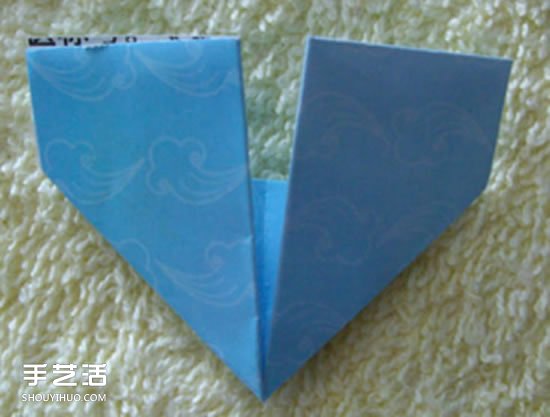 三角插笔筒步骤图解 三角插菠萝笔筒的具体插法