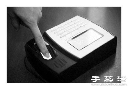 简单小制作:教你轻松应对指纹打卡机
